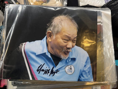 EFREN AUTOGRAPH PICTURE