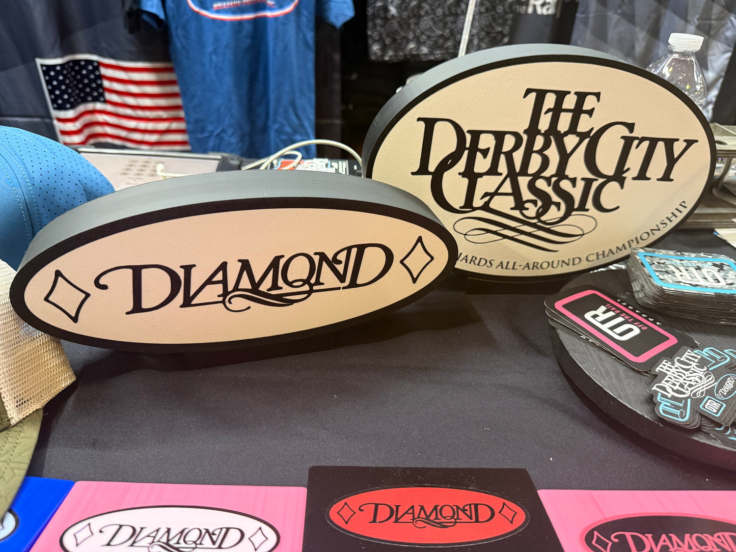 DIAMOND AND DERBY LIGHT